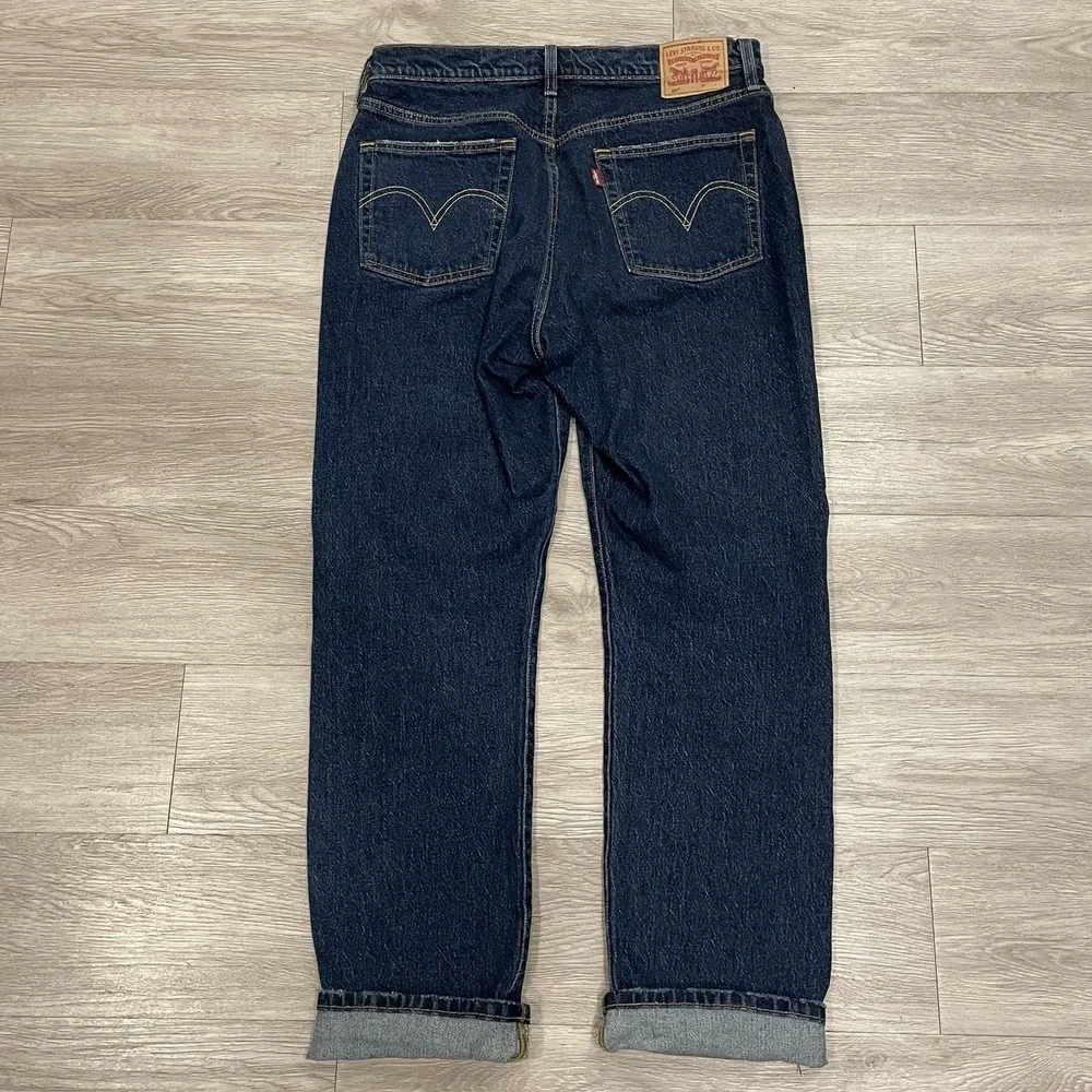 Levis leg denim tag
